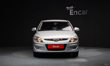i30