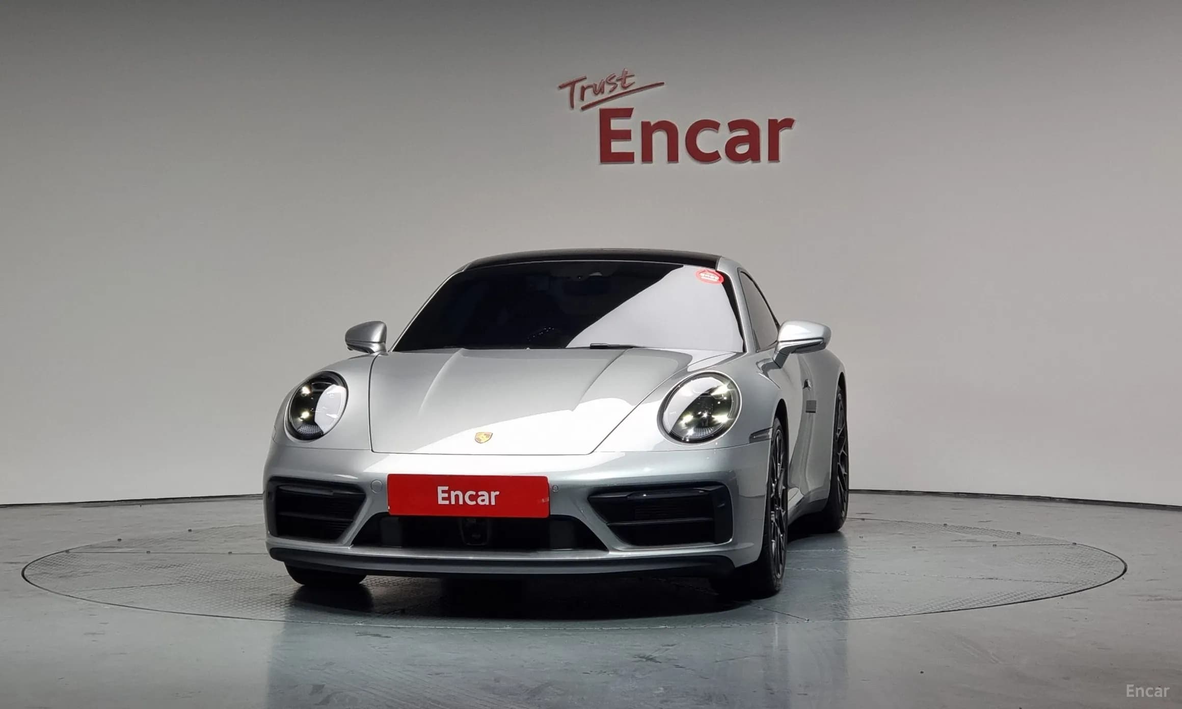 911 (992)