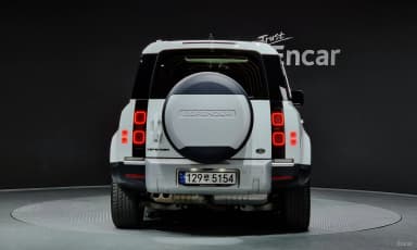 Defender (L663)