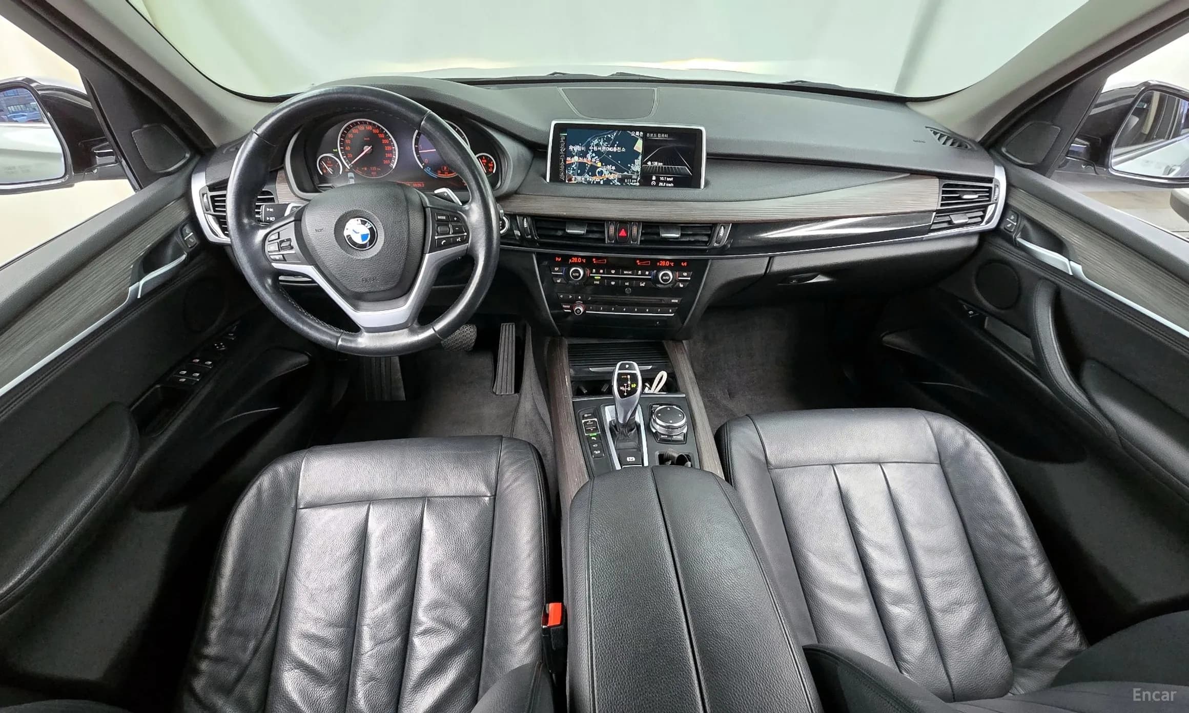 X5 (F15)