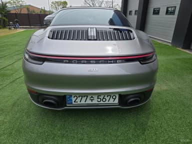 911 (992)