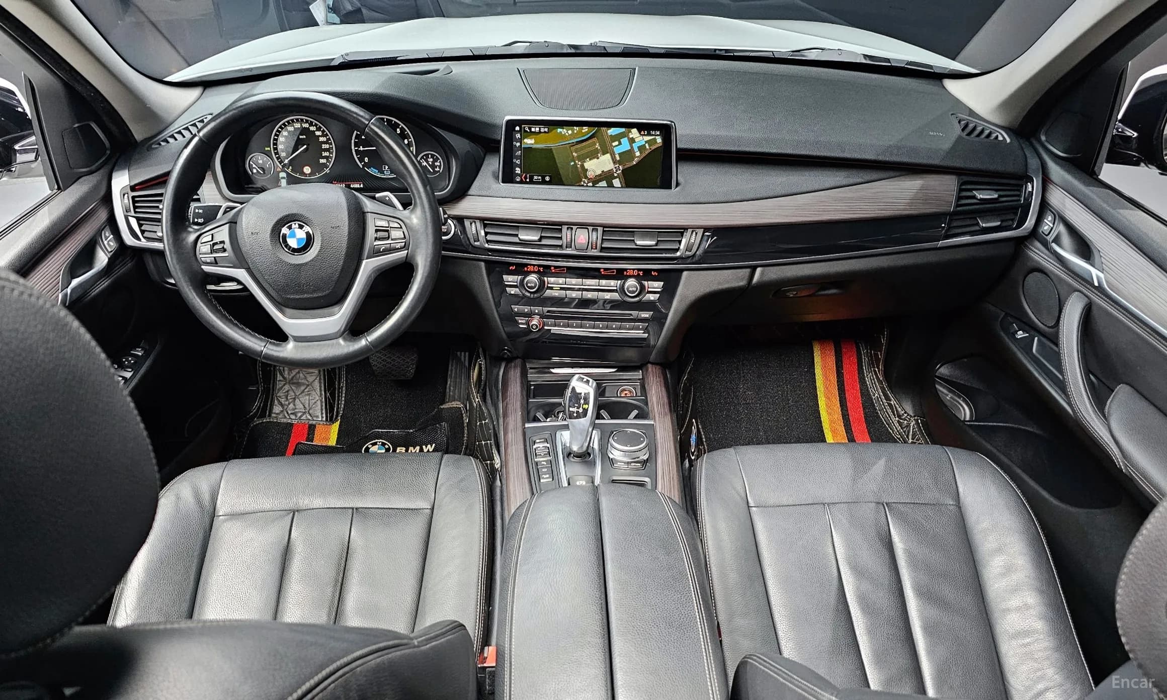 X5 (F15)