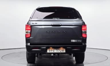 Rexton Sports Khan