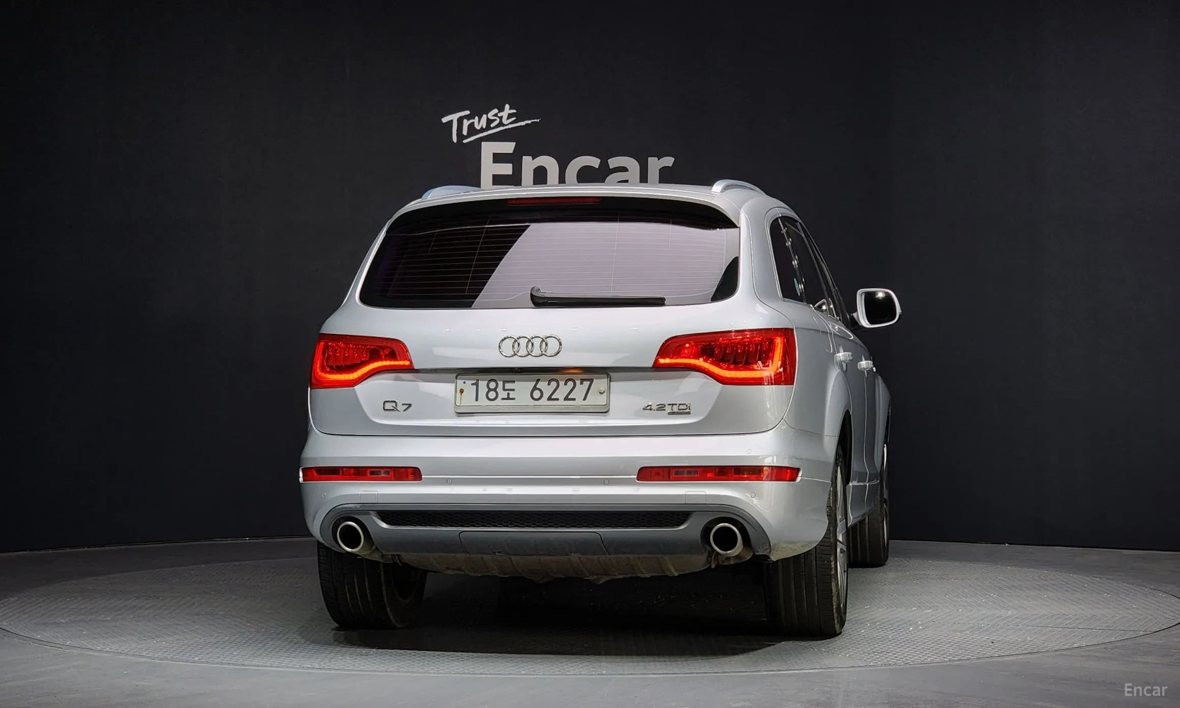 Q7