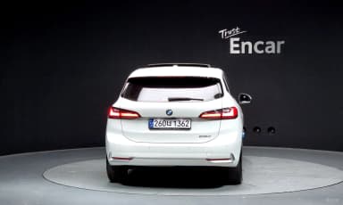 2 Series Active Tourer (U06)