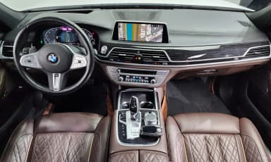 7 Series (G11)