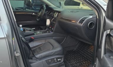 Q7