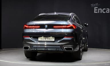 X6 (G06)