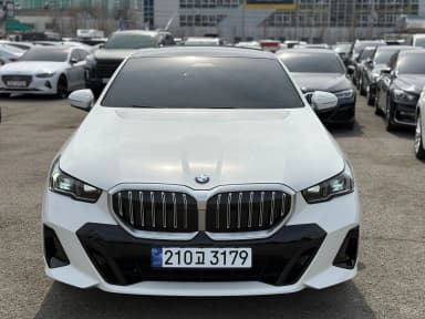 5 Series (G60)