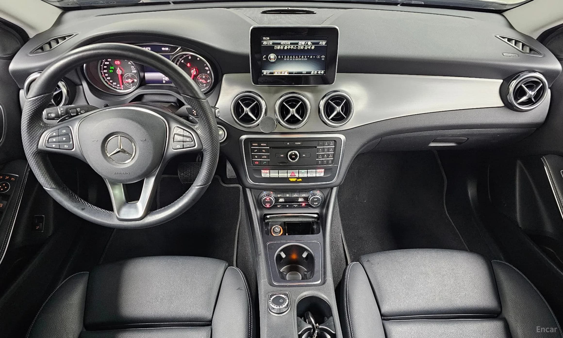 GLA-Class X156