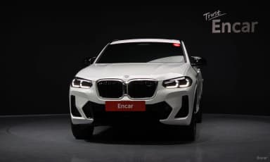 X4 (G02)