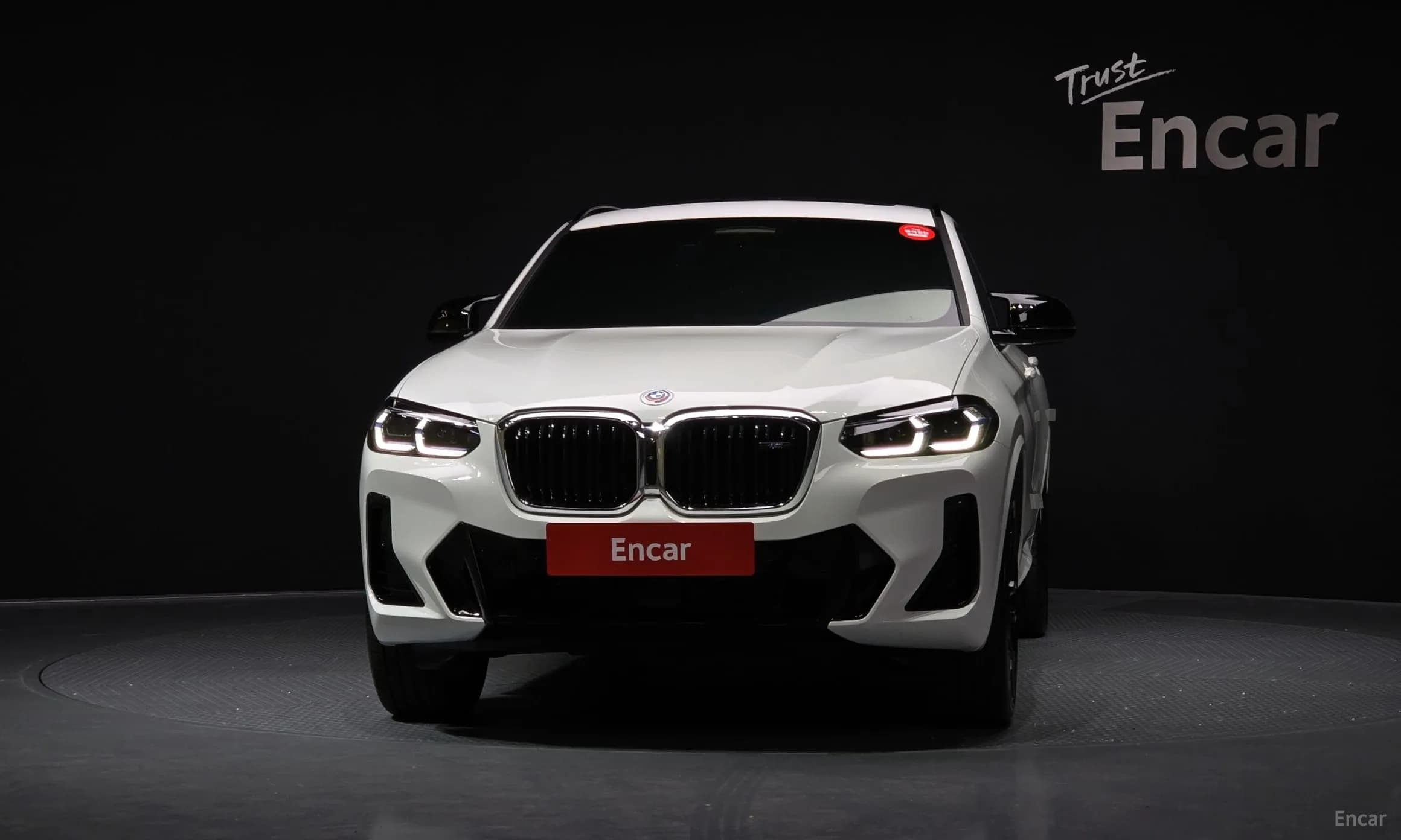 X4 (G02)