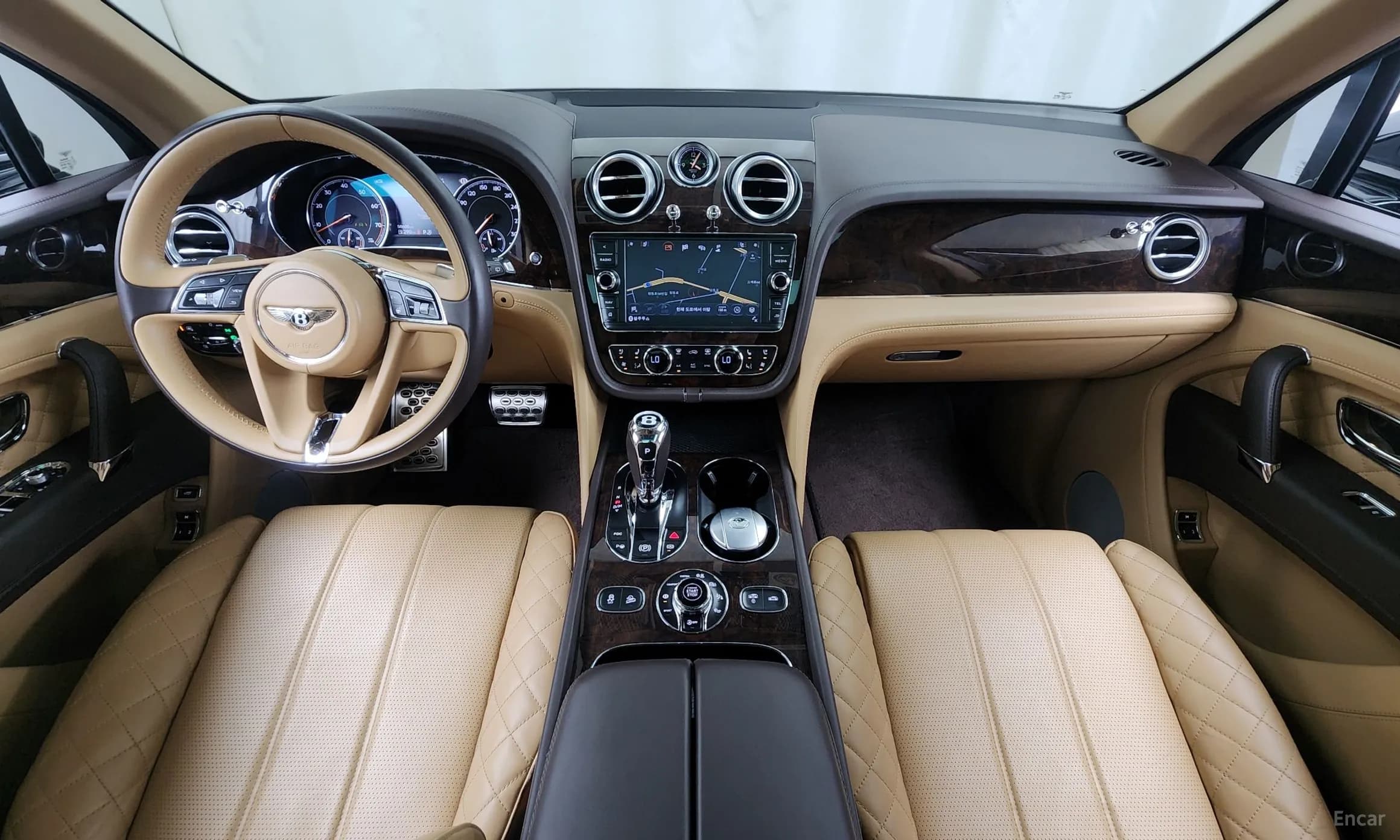 Bentayga