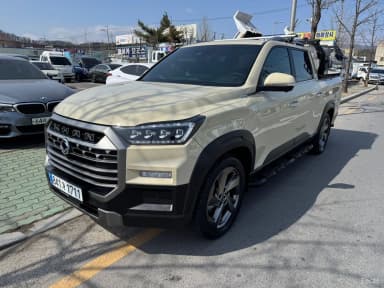 Rexton Sports Khan