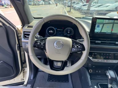 Rexton Sports Khan