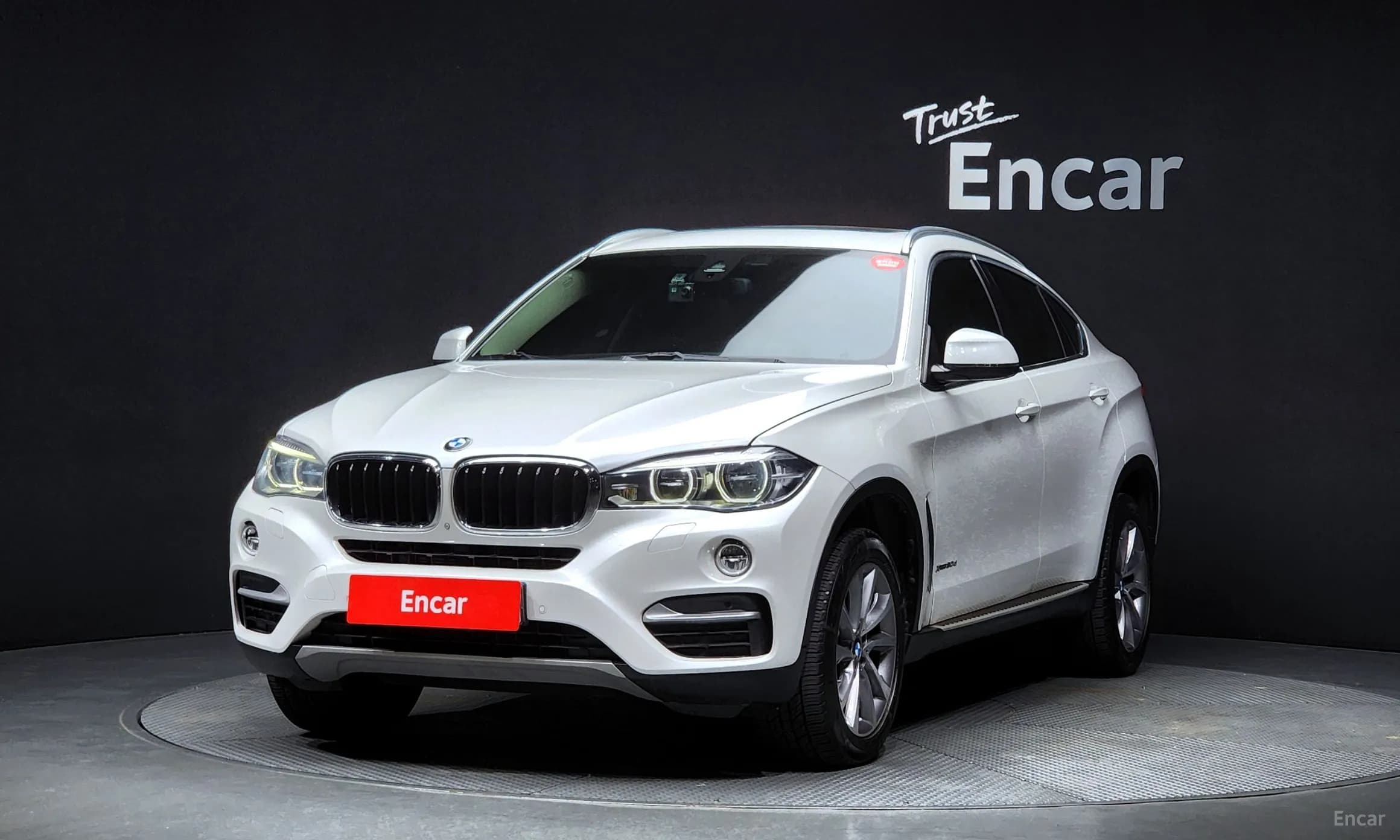 X6 (F16)