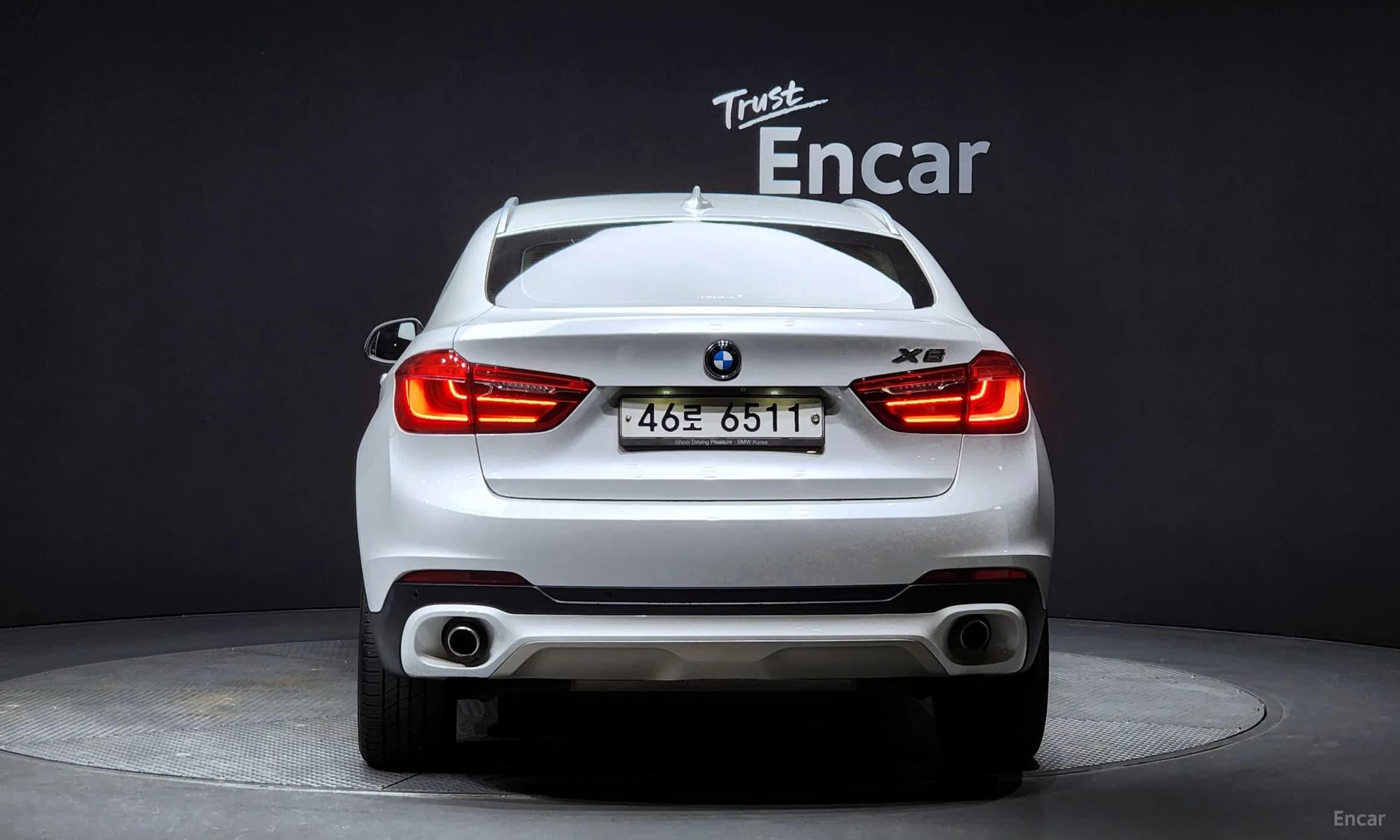 X6 (F16)
