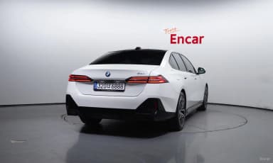 5 Series (G60)