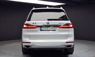 X7 (G07)