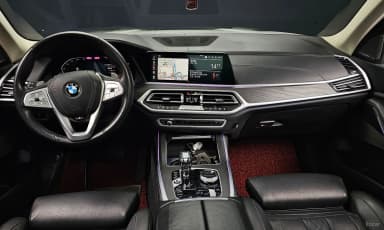 X7 (G07)