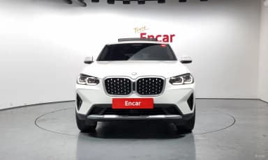 X4 (G02)