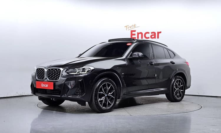 X4 (G02)