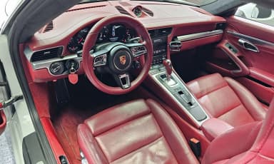 910
