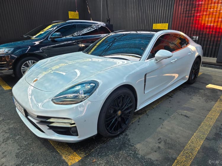Panamera (971)