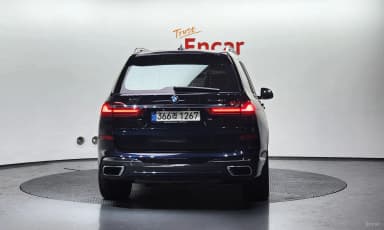 X7 (G07)