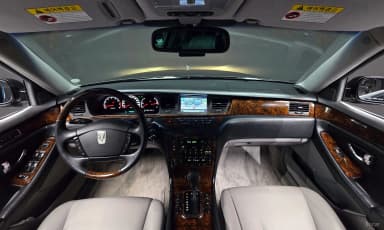 Hyundai Equus