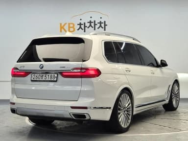 X7 (G07)