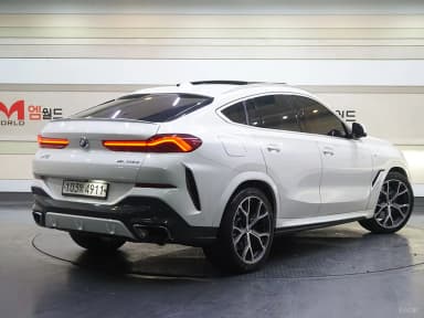 X6 (G06)