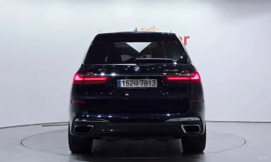 X7 (G07)