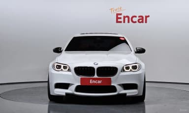 M5 (F10)