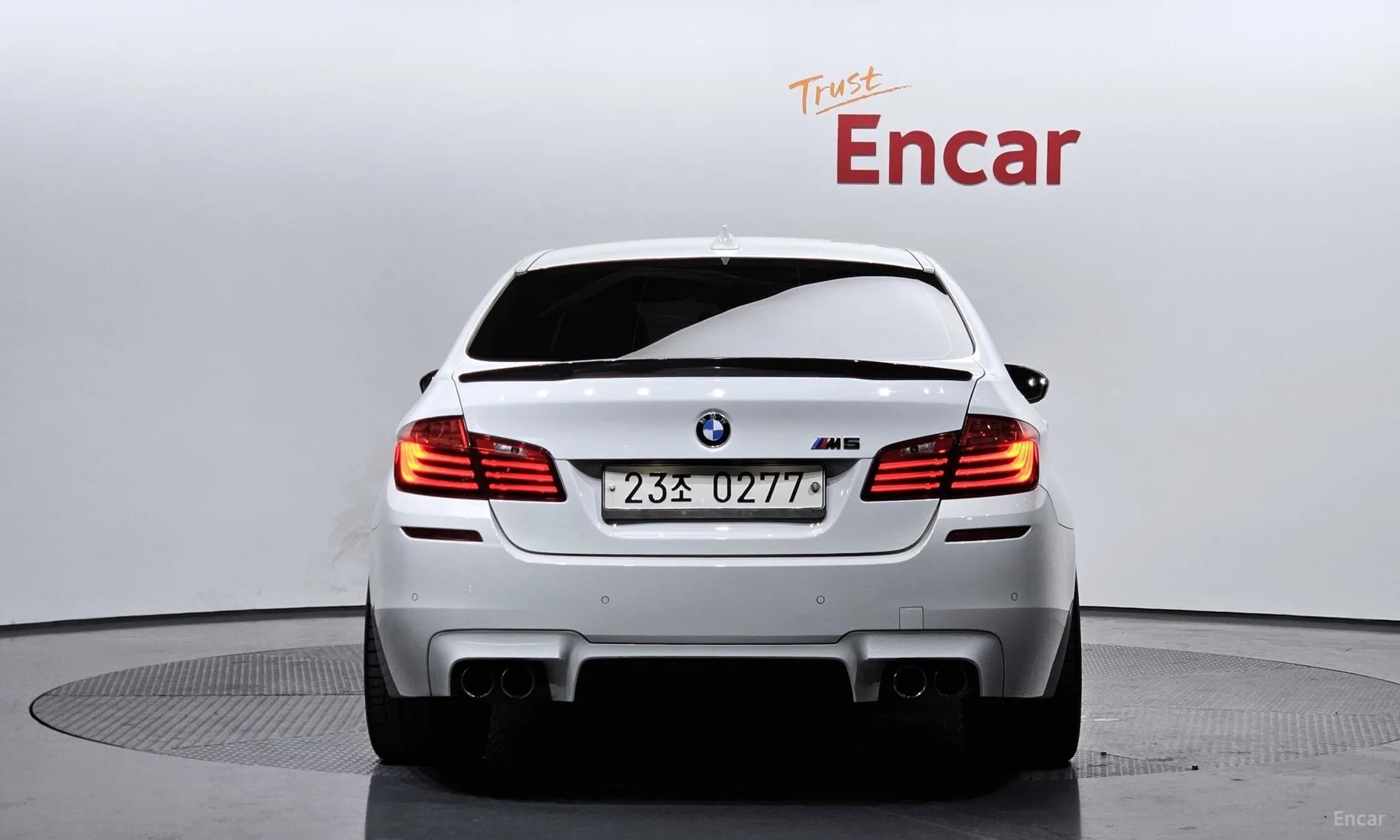 M5 (F10)