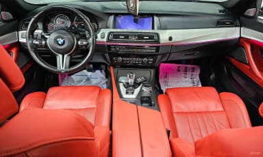 M5 (F10)