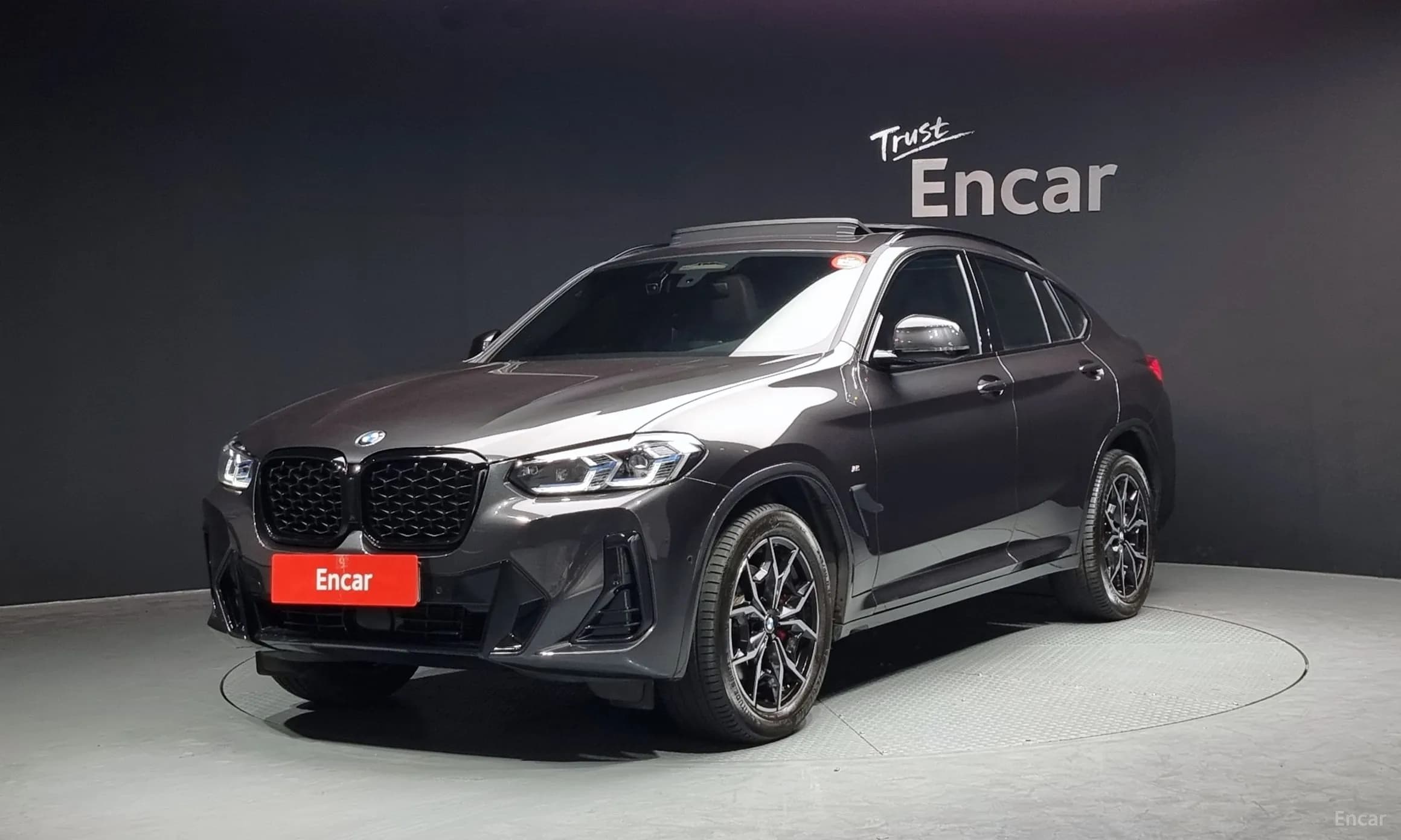 X4 (G02)