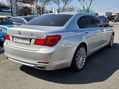 7 Series (F01)