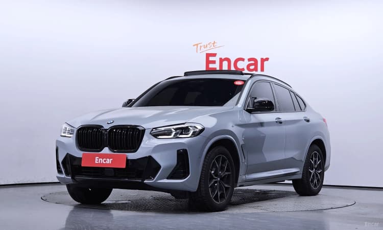 X4 (G02)