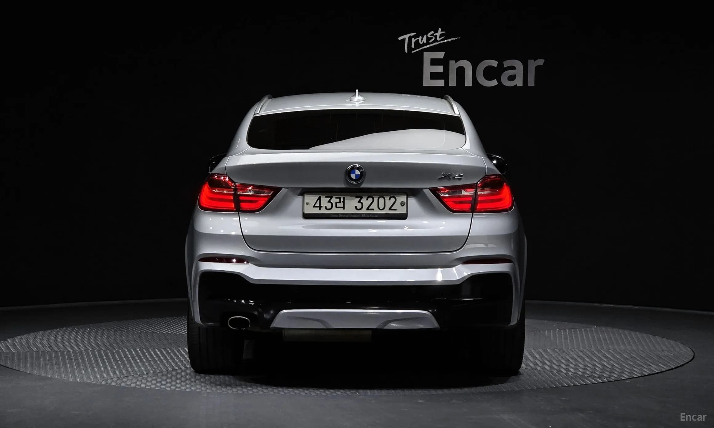 X4 (F26)