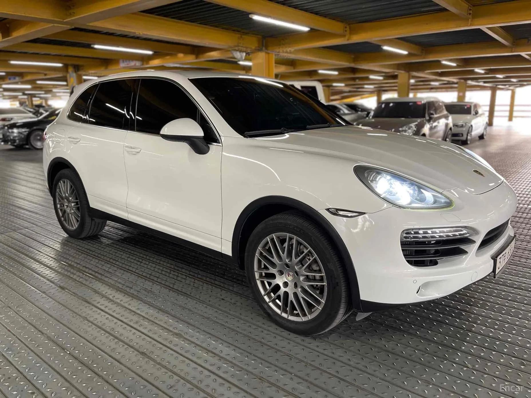 New Cayenne