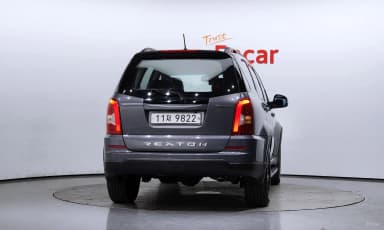Rexton W