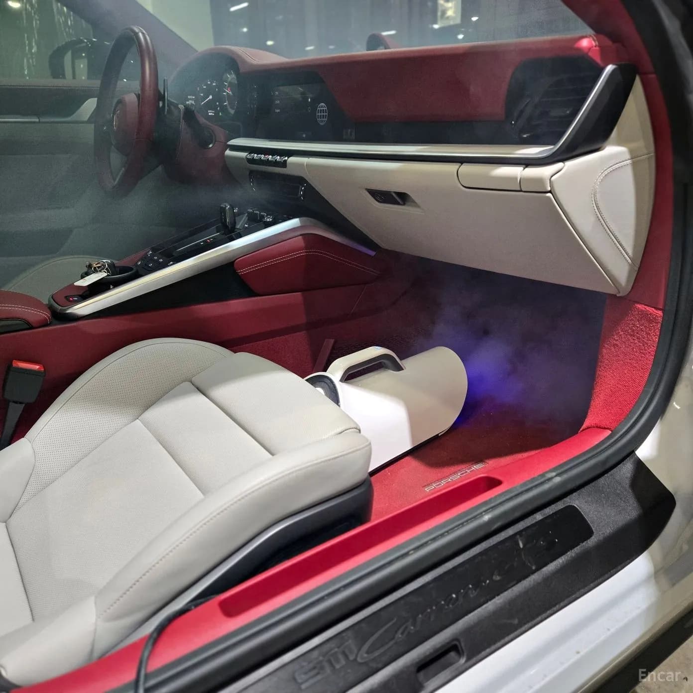911 (992)