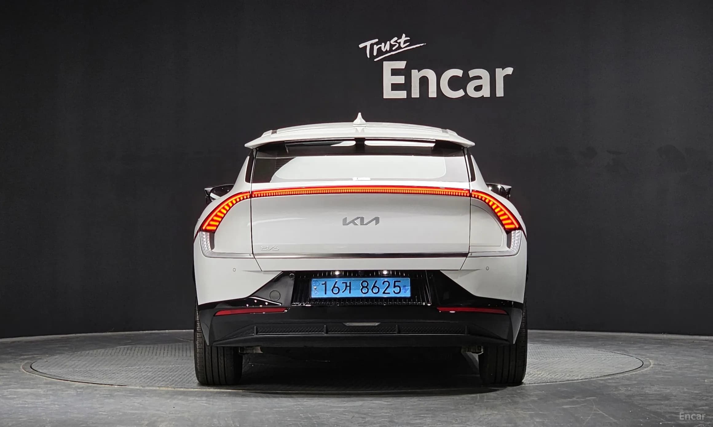 EV6