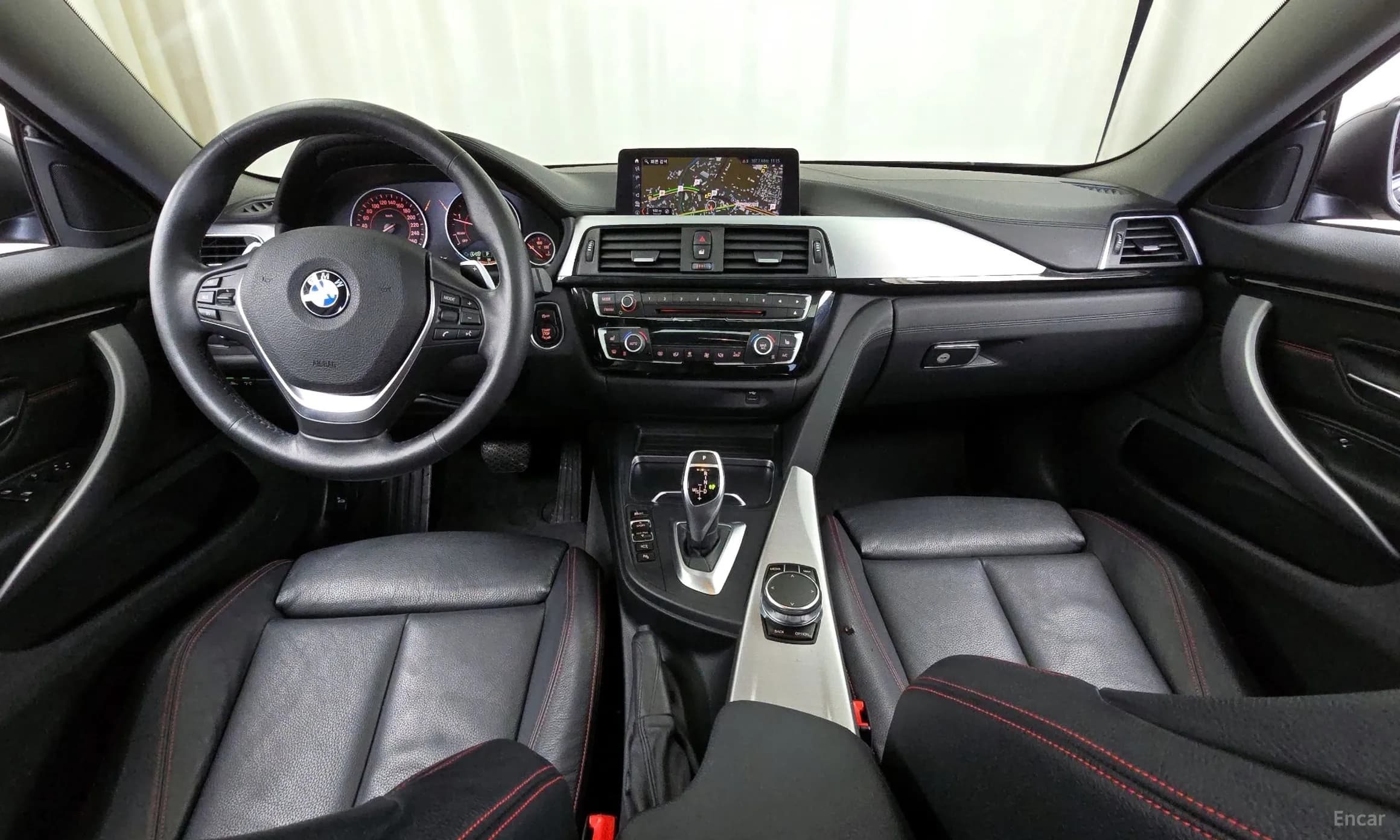 Series 4 (F32)