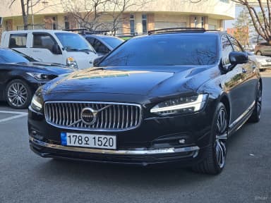 S90