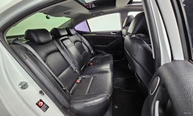 K7 Hybrid