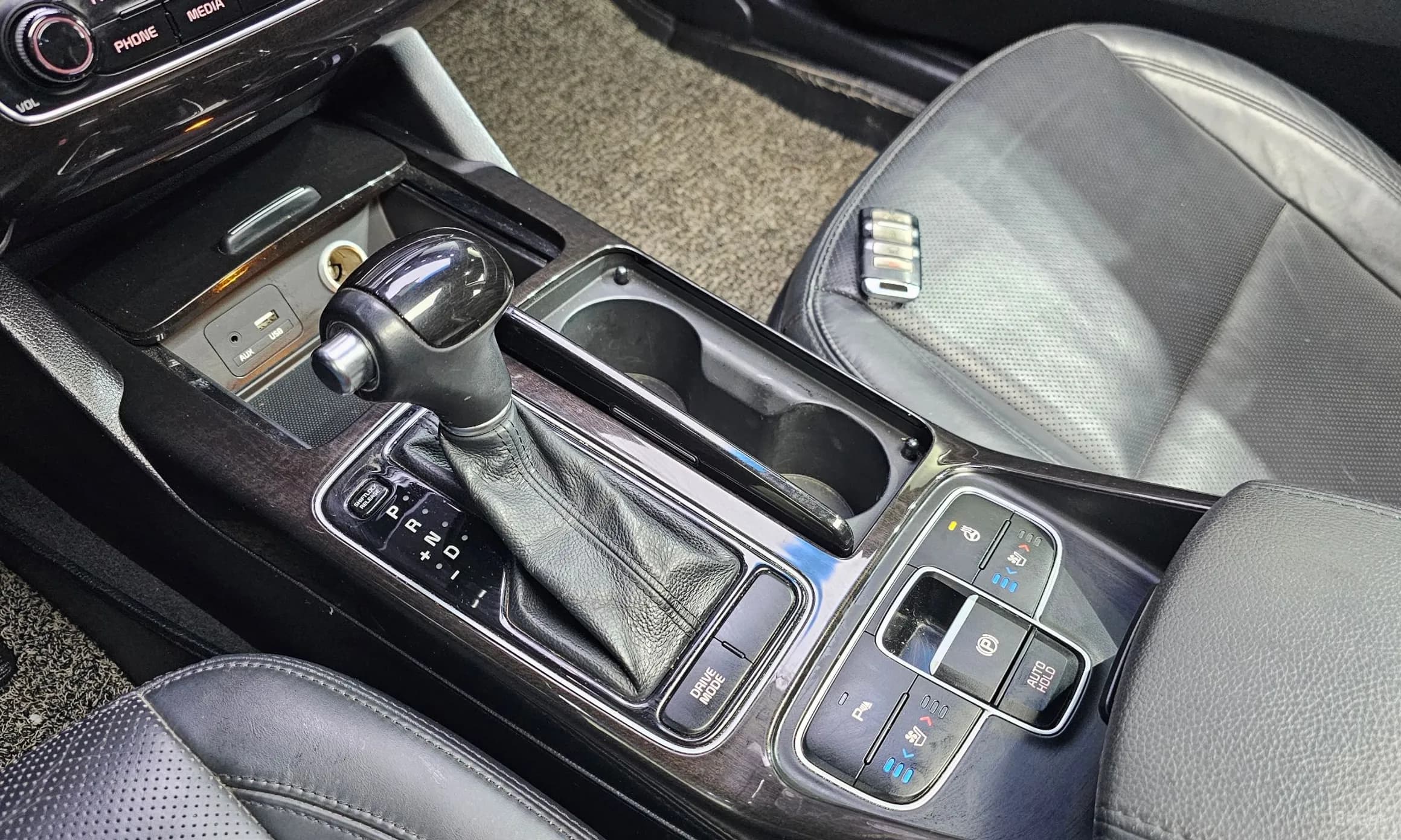 K7 Hybrid