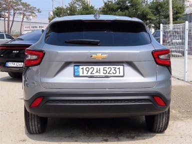 Trax Crossover