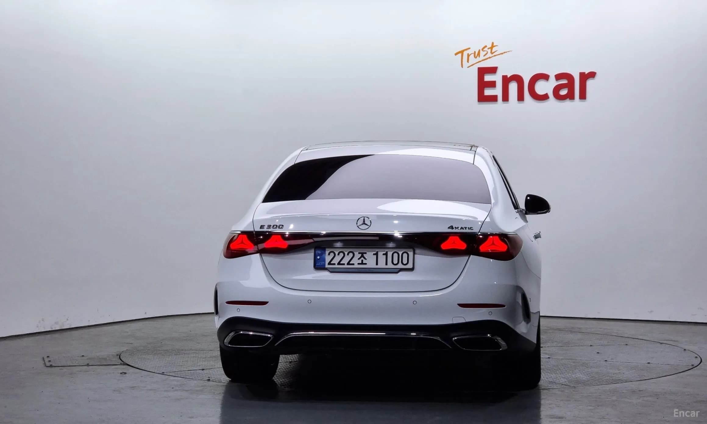E-Class W214
